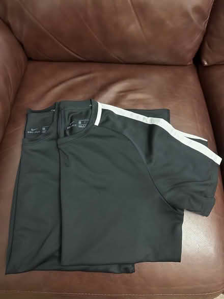 Photo of free Small menâs clothes (Common Edge FY4) #1
