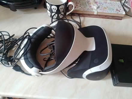 Photo of free PS4 vr1 headset (Yorkshire) #1