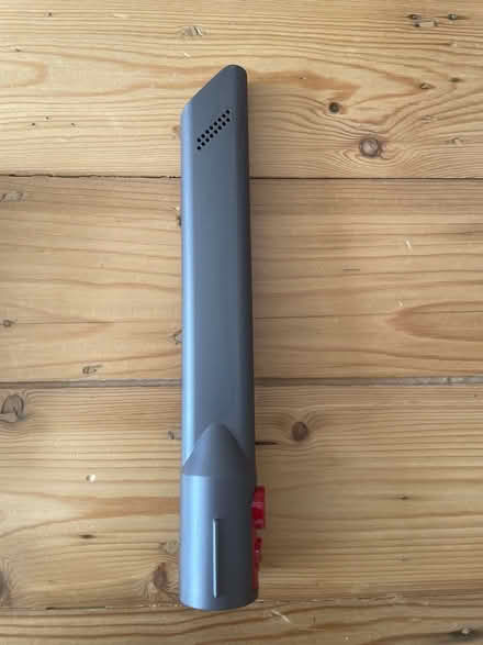 Photo of free Dyson V7 Wall Bracket & Attachments (Crouch End N8) #3