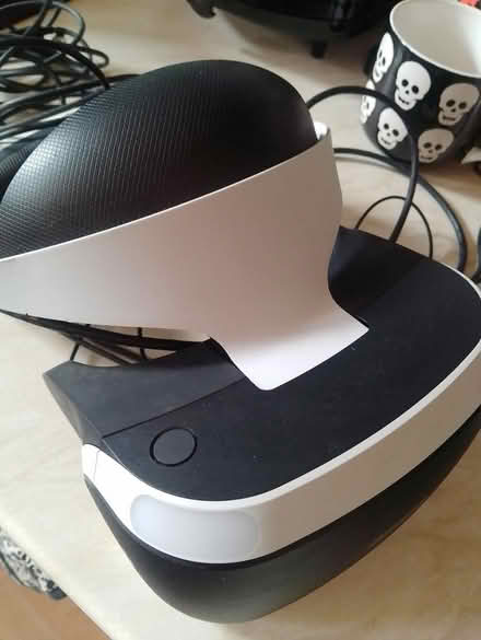 Photo of free PS4 vr1 headset (Yorkshire) #3