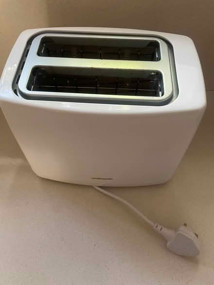 Photo of free White 2 Slice Toaster (Barnsbury Street N1) #2