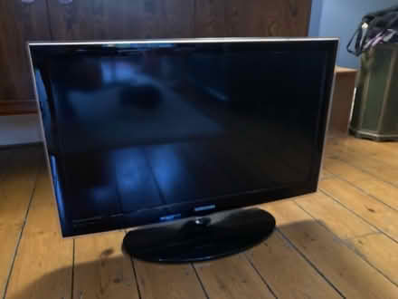 Photo of free 32inch Samsung TV - faulty (Tooting, SW16) #1