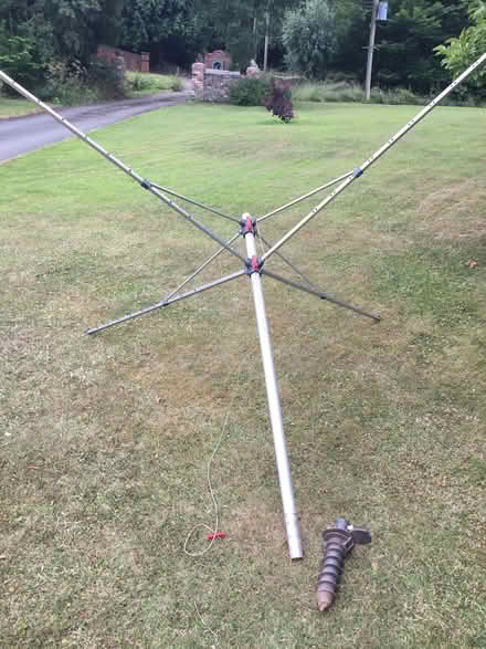 Photo of free Rotary washing line. (Malvern Link WR13) #1