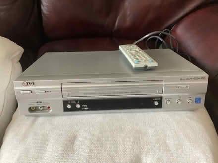 Photo of free VHS video player (Newhaven EH6) #1