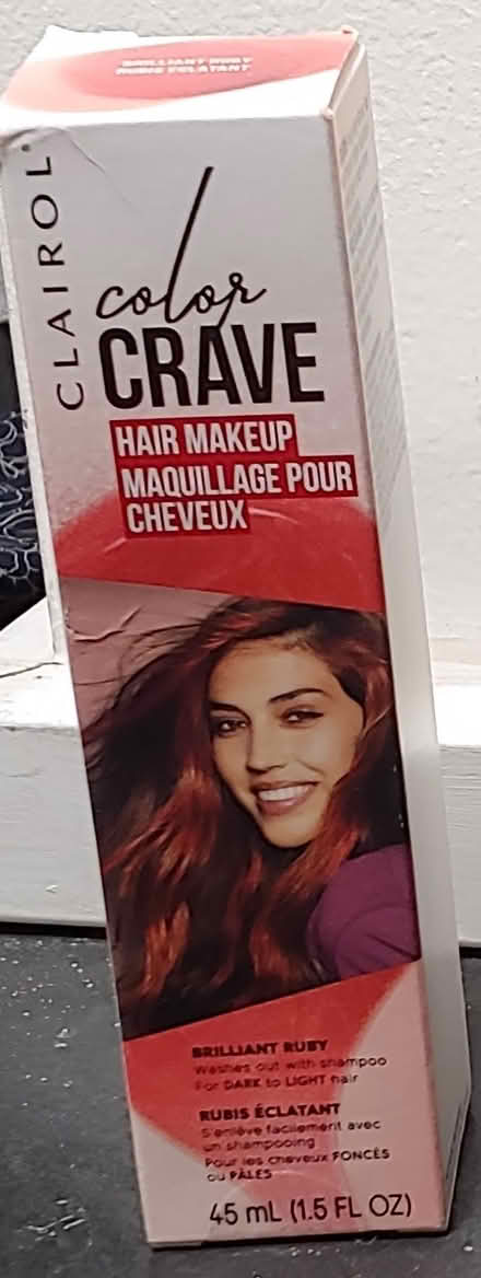 Photo of free Clairol dab-on red haircolor (94087) #1