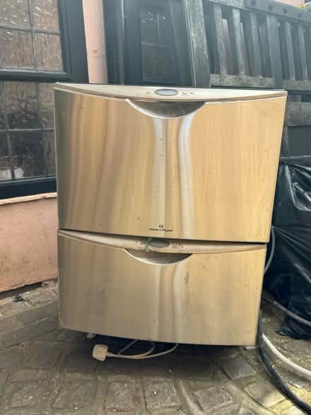 Photo of free Fisher and Paykel dishwasher (Twickenham TW1) #1