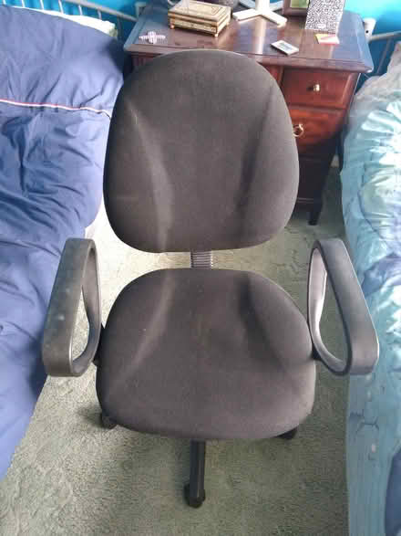 Photo of free Desk Chair (Luston HR6) #1