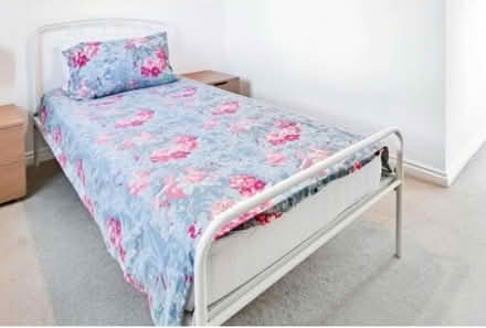 Photo of free Single bed, metal frame & mattress (Oxford-Freegle CGA OX4) #1