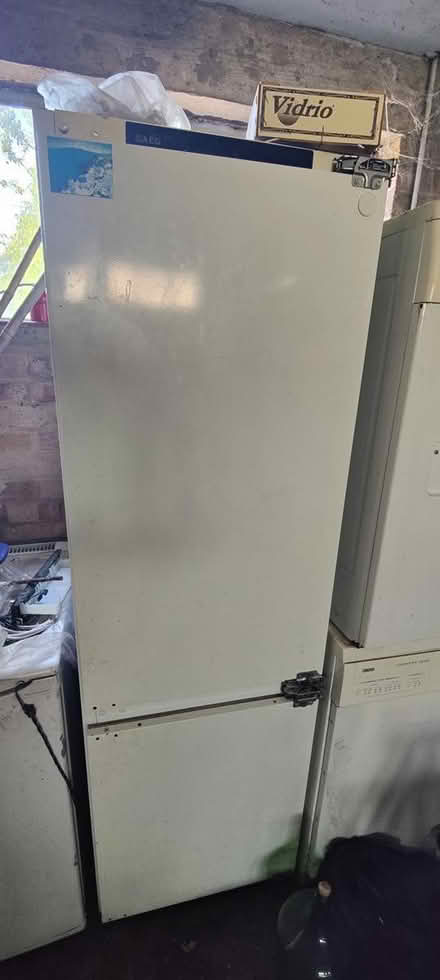 Photo of free fridge freezer aeg (Potters Bar EN6) #1