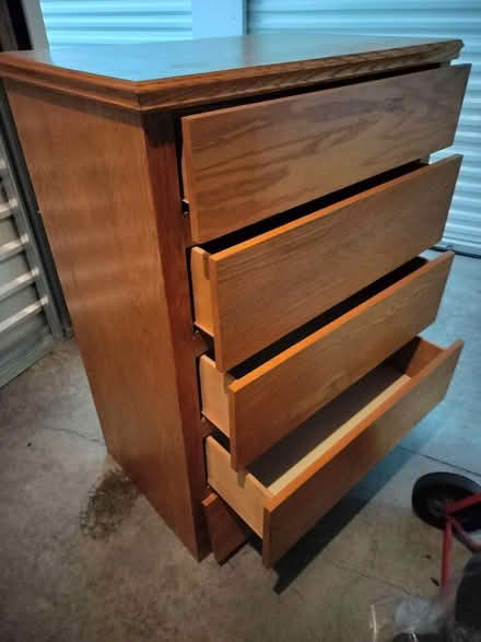 Photo of free 5 drawers dresser (South Federal way) #2