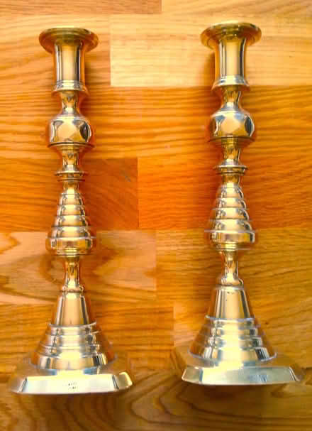 Photo of free pair of Victorian brass candlesticks (Bawdrip TA7) #1