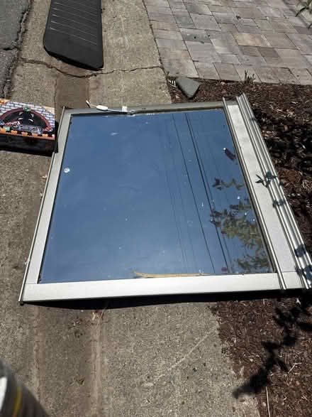 Photo of free Large mirror excellent condition (Los Altos) #1