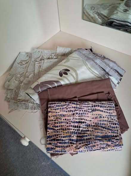 Photo of free Fabric odds and ends (Kimberley NG16) #4