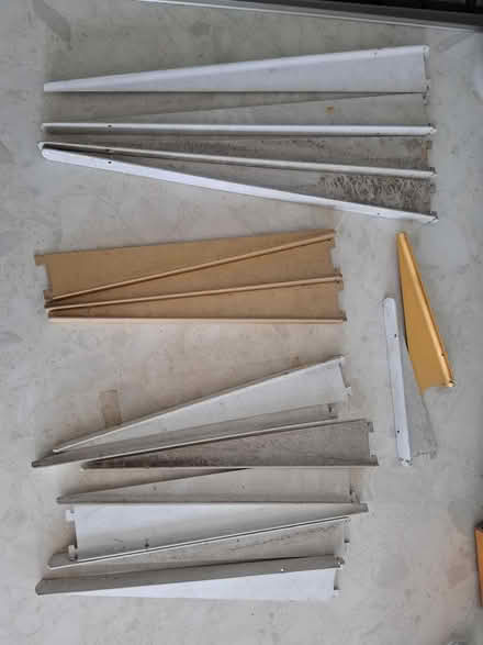 Photo of free Shelf supports (stroud GL5, near college) #1