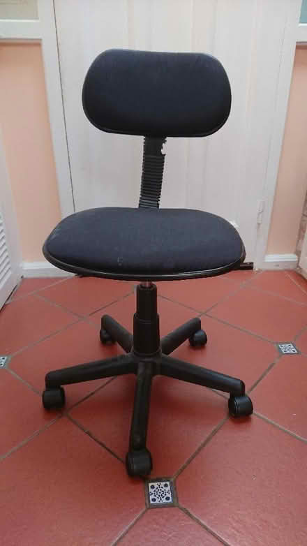 Photo of free Adjustable office chair (Royal Leamington Spa CV31) #1