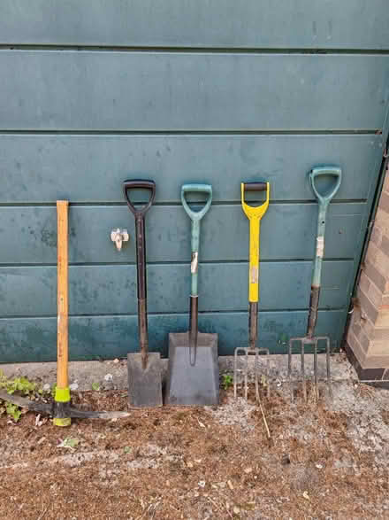 Photo of free Assorted Garden Tools (Stoneygate LE2 1) #1