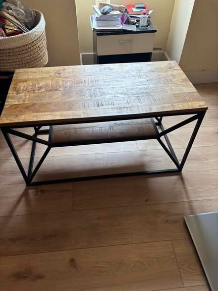 Photo of free Coffee table, good condition (Coley Ave Area RG1) #1
