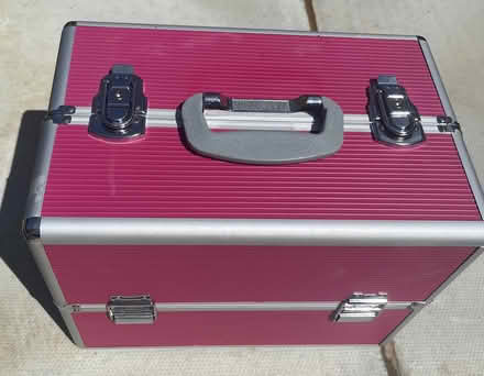 Photo of free Pink vanity case & nail varnishes (Orpington BR5) #2