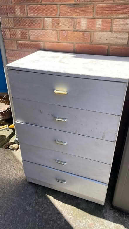 Photo of free Chest of draws (Leominster HR6) #1