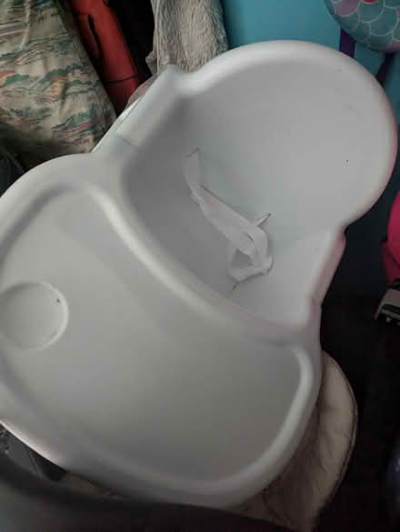 Photo of free IKEA high chair (Lowedges S8) #2