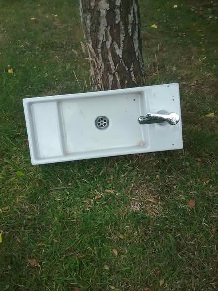 Photo of free Hand washbasin for small bathroom (Wrenbury CW5) #1