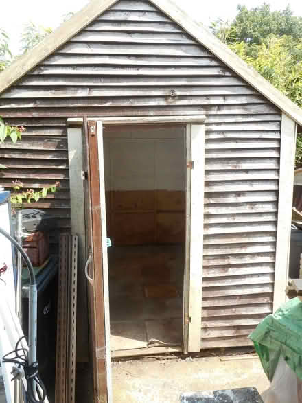 Photo of free 10 x 8 shed (Patney SN10) #2