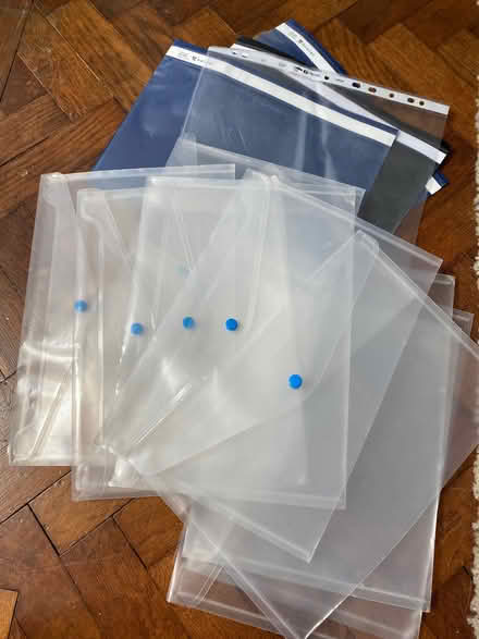 Photo of free Plastic Filing Pockets (ME9) #1