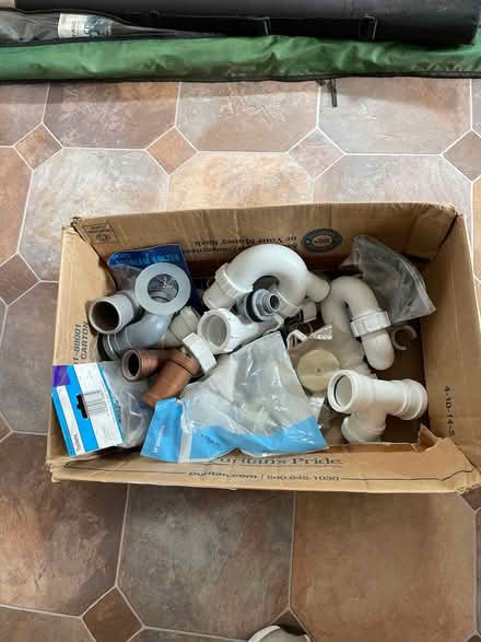 Photo of free Job lot of plumbing bits (Bournemouth BH4) #1