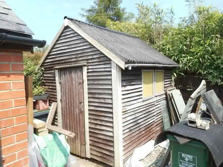 Photo of free 10 x 8 shed (Patney SN10) #1