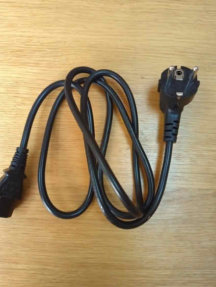 Photo of free Power cable (Stow-on-the-Wold GL54) #1