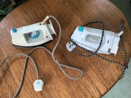 Photo of free Steam irons (Leasgill LA7) #1