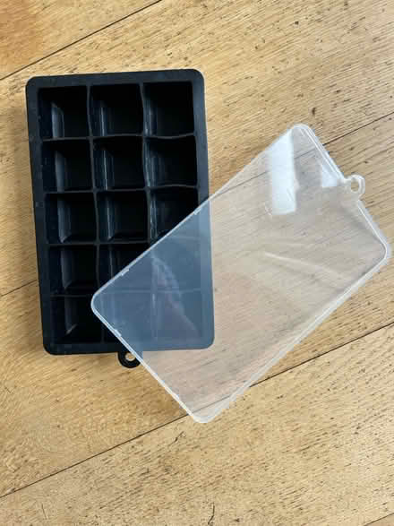 Photo of free 6 lidded ice cube trays (Near Kew Gardens, Richmond) #2