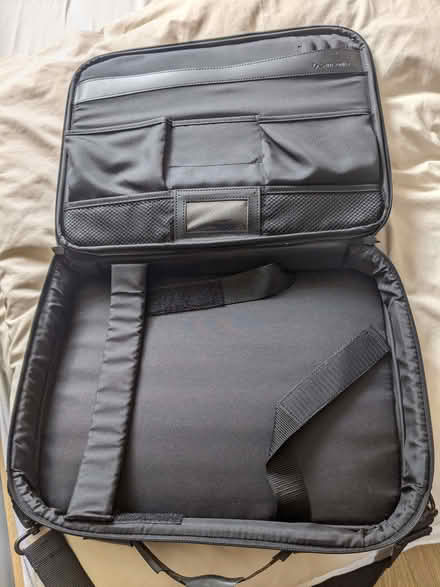 Photo of free Samsonite laptop bag (Woking GU22) #2