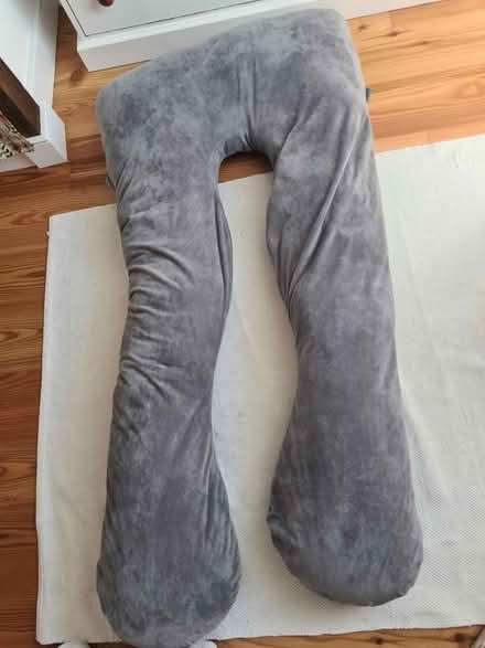Photo of free Pregnancy pillow (Wood green) #1
