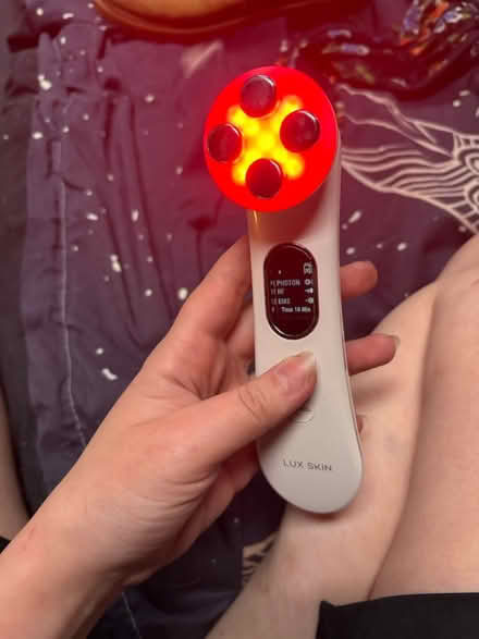 Photo of free Face massage/light therapy thing (BR1 3) #2