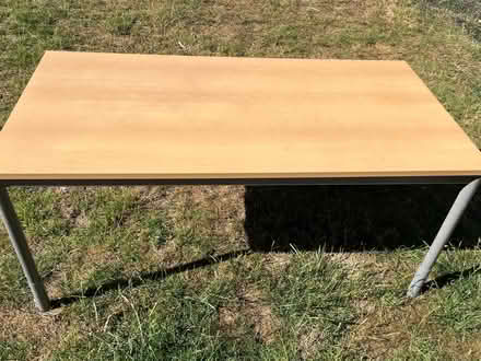 Photo of free IKEA desk 160 x 80 cm (Amersham HP6) #2