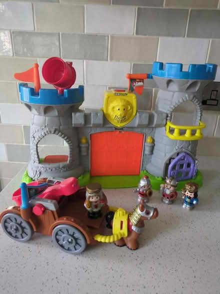 Photo of free Little people castle set (Orgreave S13) #1