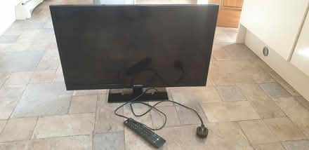 Photo of free TV (Linslade LU7) #1