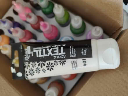 Photo of free 3D Fabric paints with extras (Woodley RG6) #3