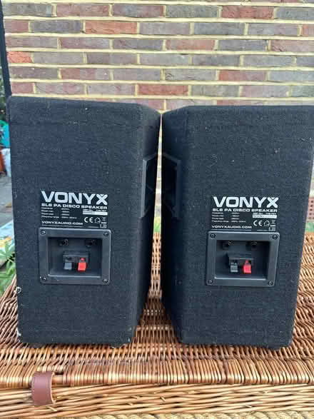 Photo of free Pair of Vonyx passive PA speakers (Stanmore HA7) #2