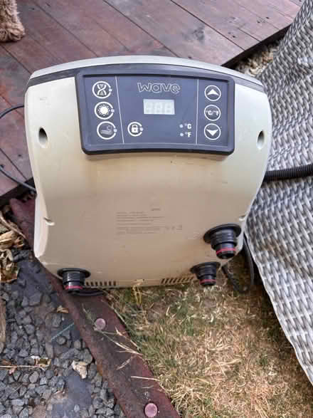 Photo of free Wave Inflatable Hot tub (Kings Heath Birmingham) #3