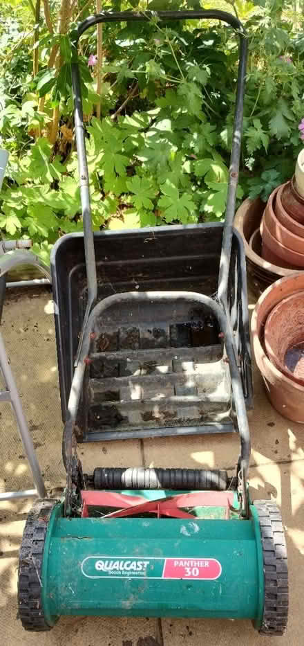 Photo of free Lawn Mower (not electric) (Hatfield, AL10) #1