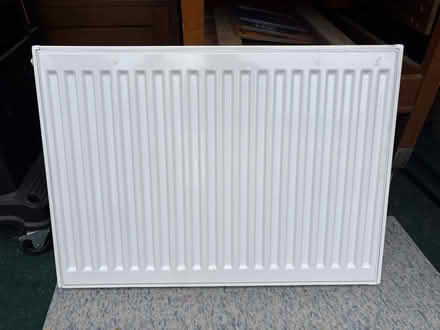 Photo of free Single white radiator (CM17) #1