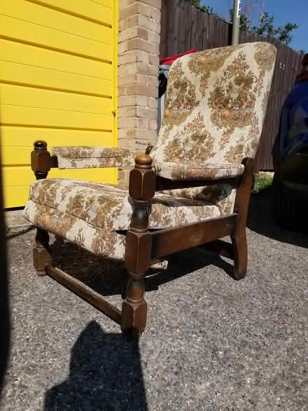Photo of free Vintage 50s Armchair Recliner (51 farmer's close OX28) #3