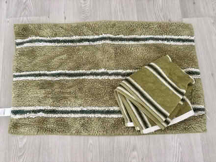 Photo of free Bath mat and towel (BN1) #1