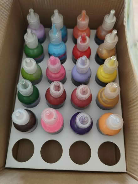 Photo of free 3D Fabric paints with extras (Woodley RG6) #1