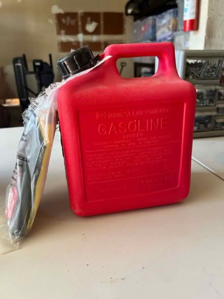 Photo of free One Gallon Gas Can (Near Ortega Park) #1