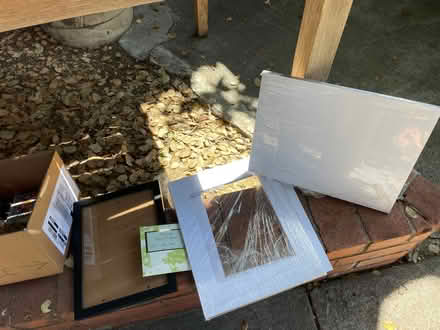 Photo of free Plants, Table, garden mesh (Lower Piedmont Ave) #3