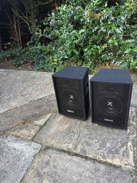 Photo of free Pair of Vonyx passive PA speakers (Stanmore HA7) #1