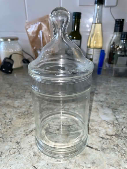 Photo of free Glass storage jar (Welling DA16) #1